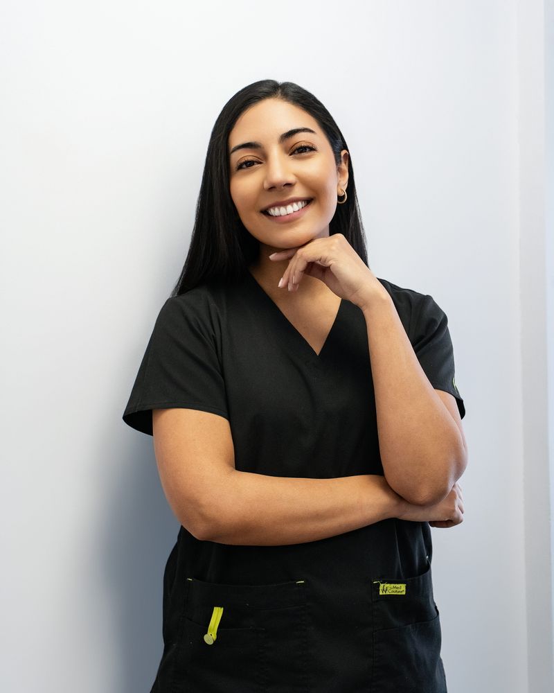 Dr. Aïsha El Amrani, Tandarts · endodontologie